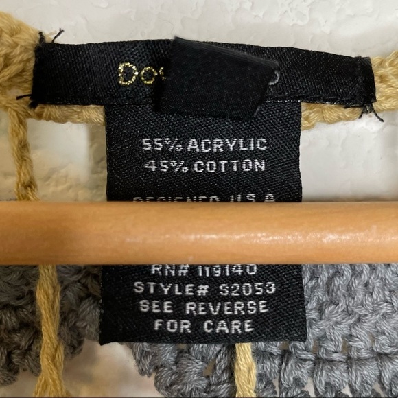 Crochet open front  scalloped vest medium - Picture 11 of 14